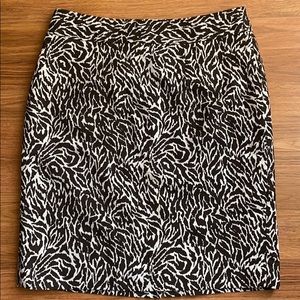 Ann Taylor brown/white animal print petite skirt